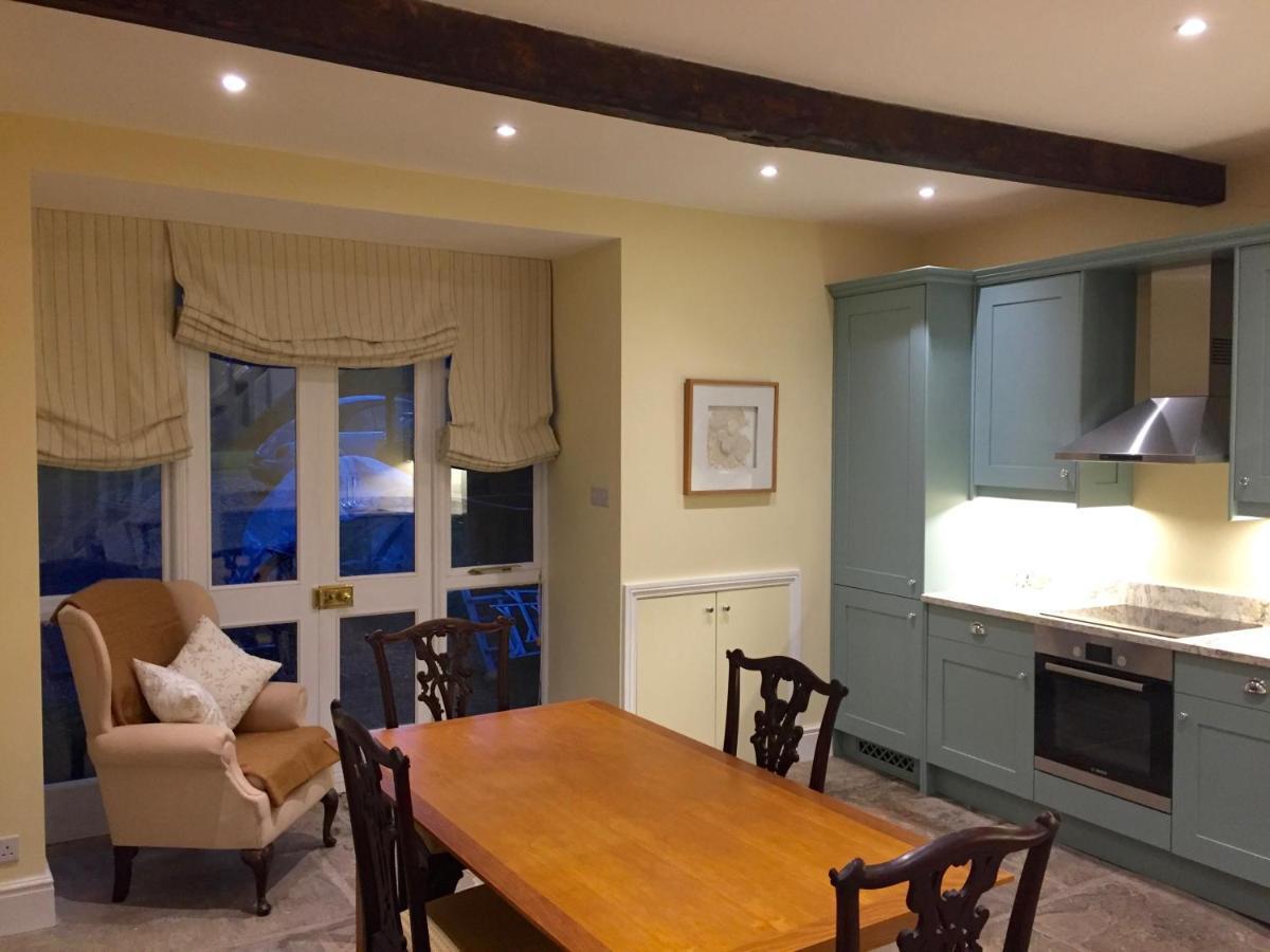 The Coach House Villa Austwick Buitenkant foto